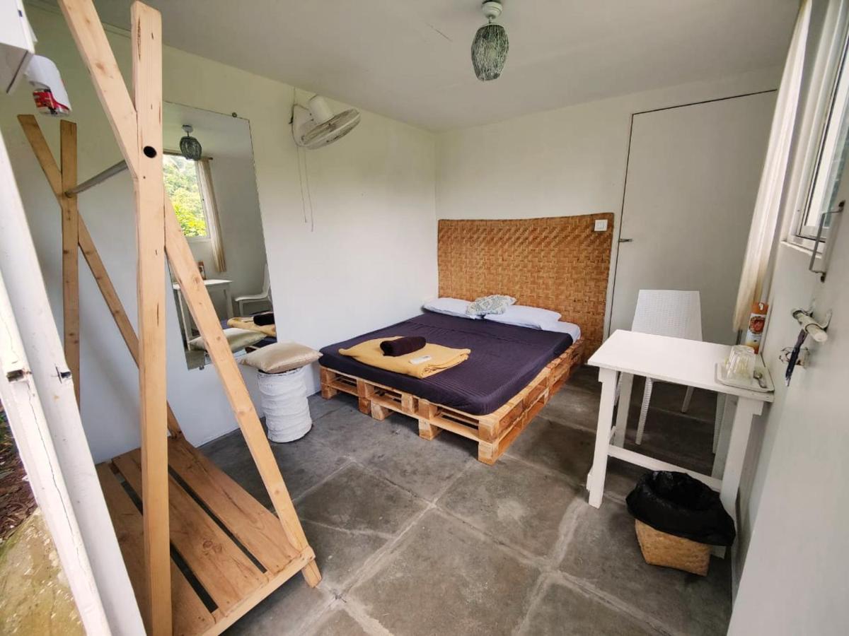 White And Tents, Guest house *